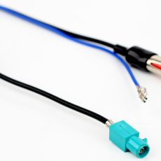 Антенный адаптер AD12-1608  OEM-ISO с фантомным питанием для AUDI, Skoda, VW, BMW, Mercedes, Opel, Citroen, Peugeot, Renault, Seat